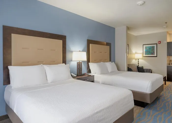 Express And By Ihg Hotel