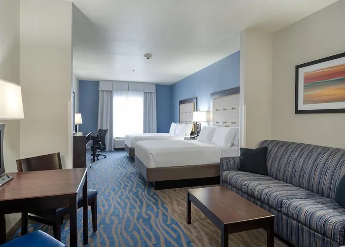Express And By Ihg 3*